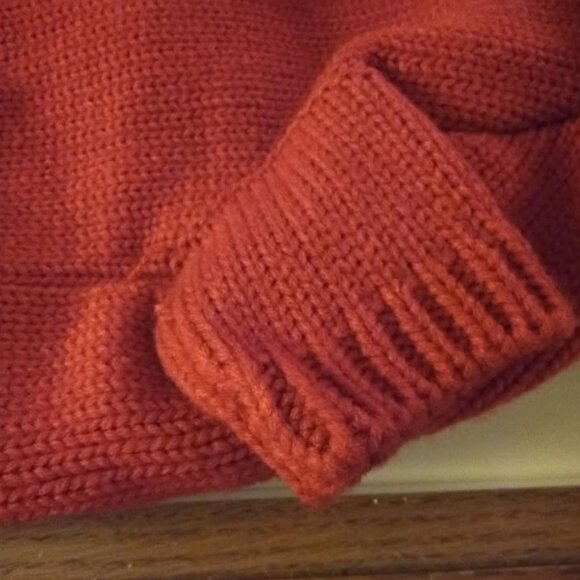 New Hudson Hudson's Bay Stripes Red Festive Pom Pom Dog Sweater Coat Sz M - Picture 5 of 7